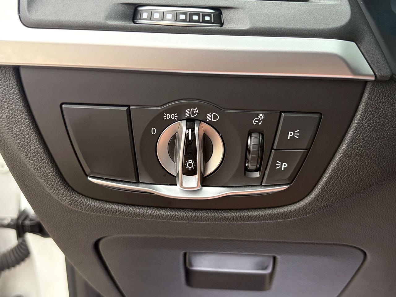 2025 BMW X4 PREMIUM ESSENTIAL,CARPLAY, HEADS UP DISPLAY, NAVI Photo