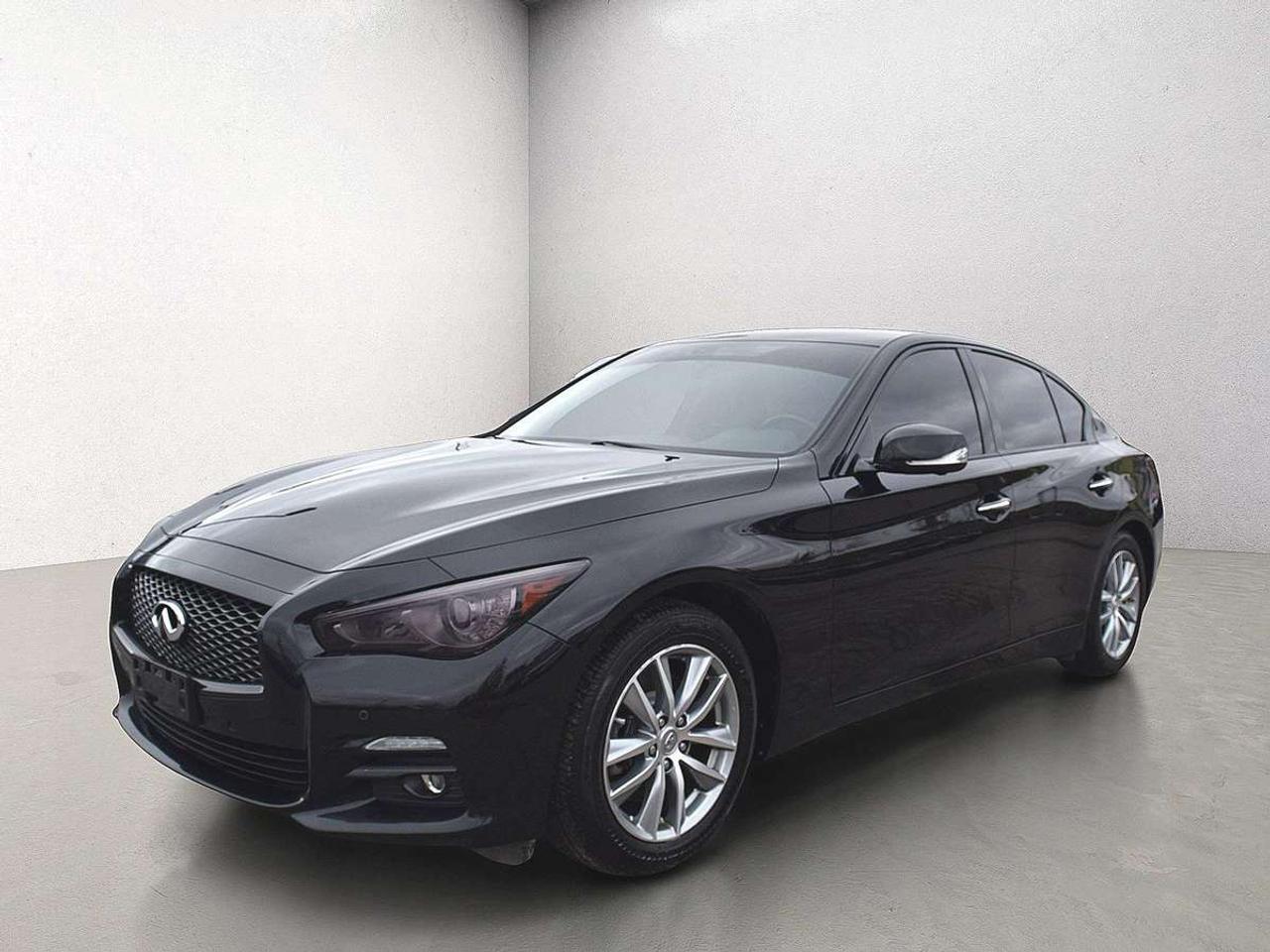 2016 Infiniti Q50 2.0t AWD PREMIUM Photo