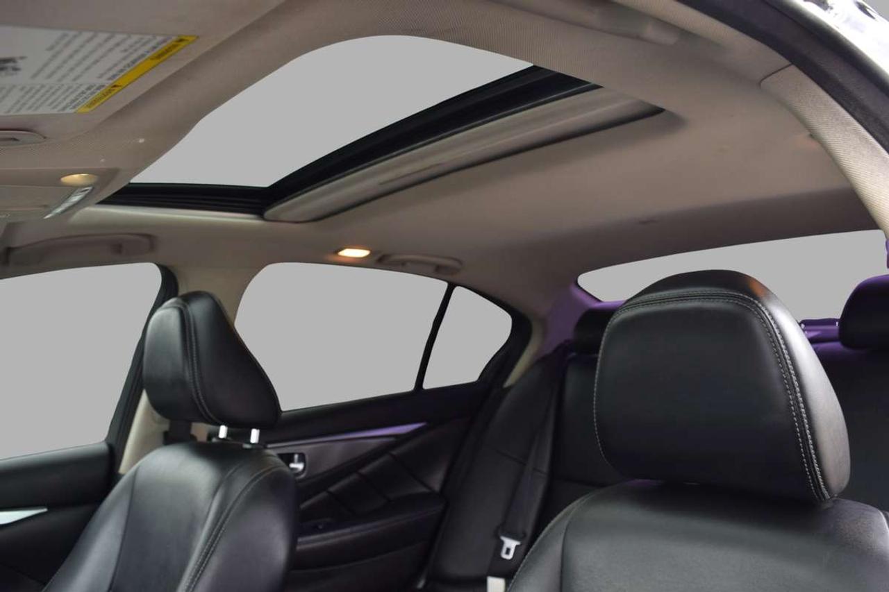 2016 Infiniti Q50 2.0t AWD PREMIUM Photo