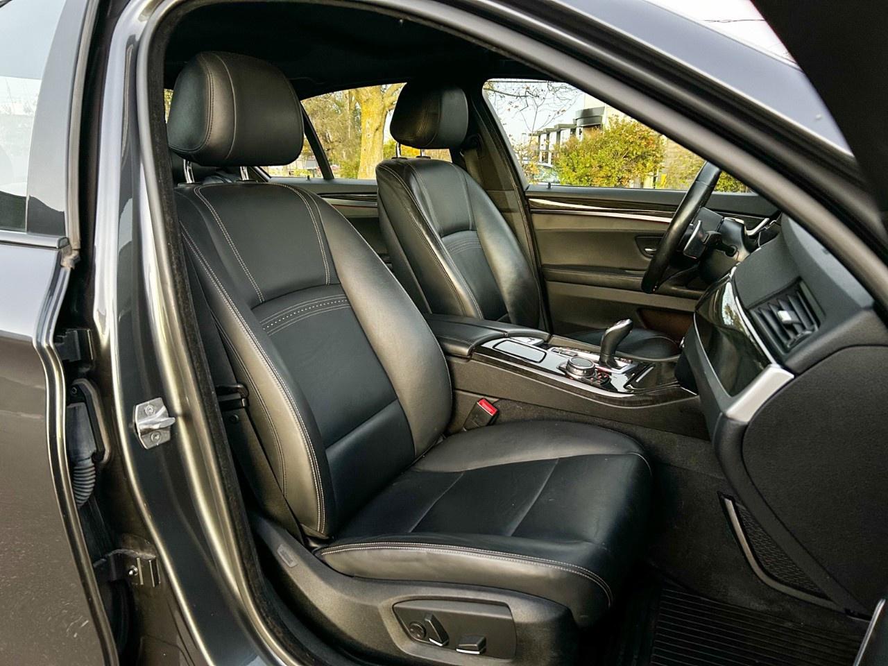 2016 BMW 5 Series 535d / One Owner / M Pckg Photo