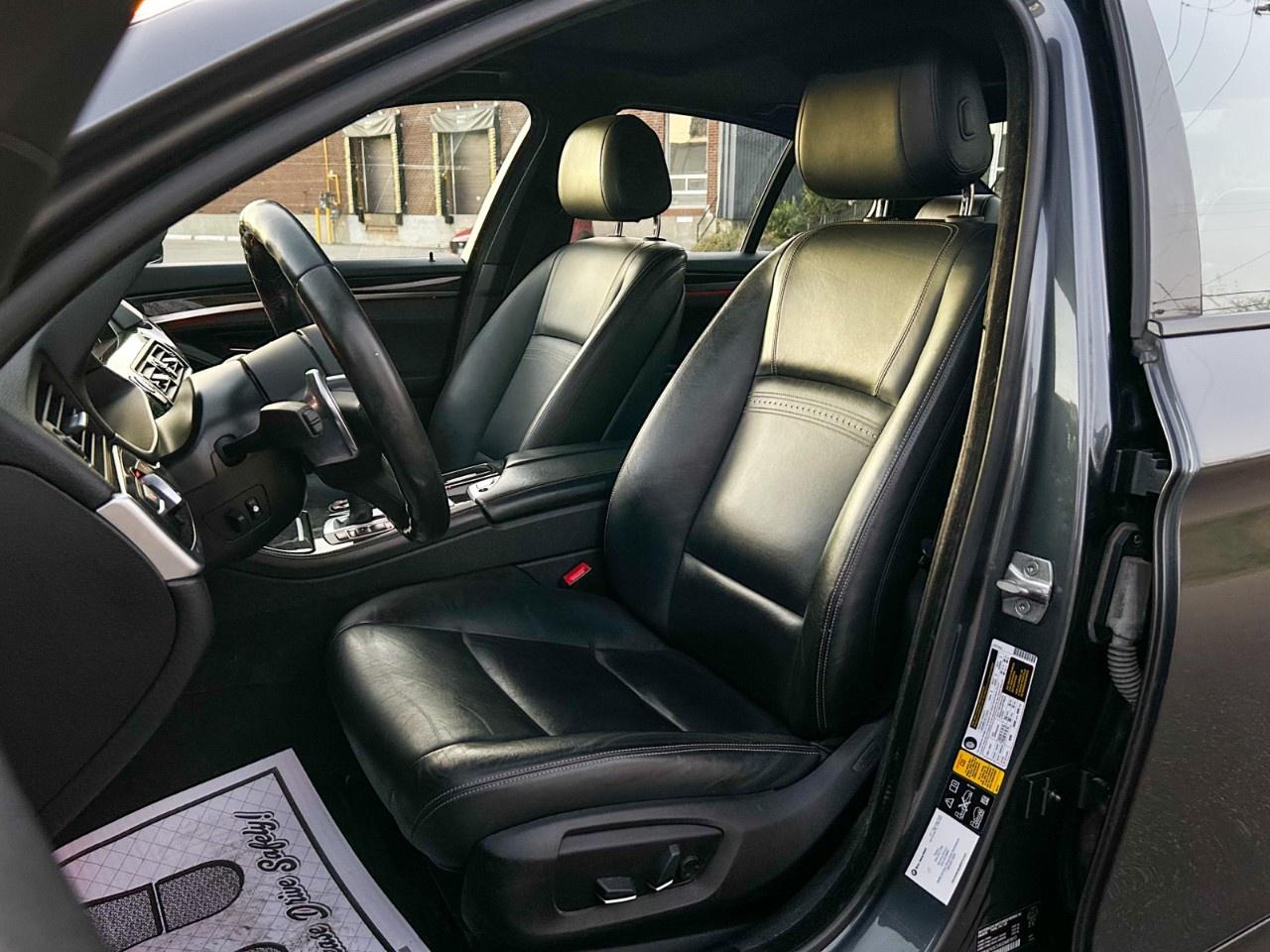 2016 BMW 5 Series 535d / One Owner / M Pckg Photo