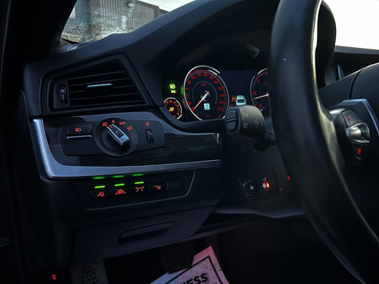 2016 BMW 5 Series 535d / One Owner / M Pckg Photo