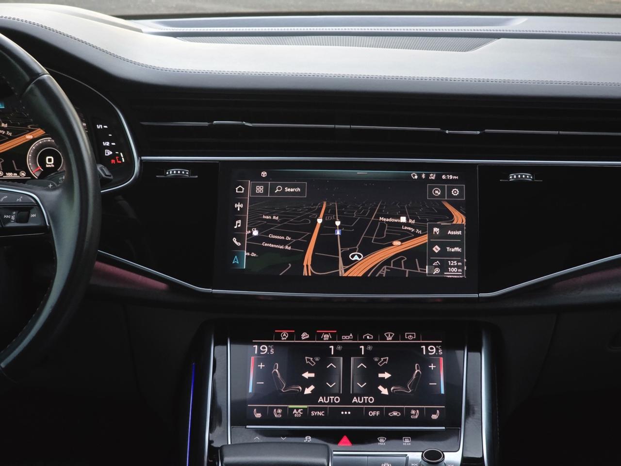 2019 Audi Q8 Technik | Clean Carfax! Photo