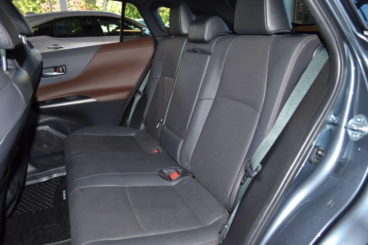 2021 Toyota Venza  Photo