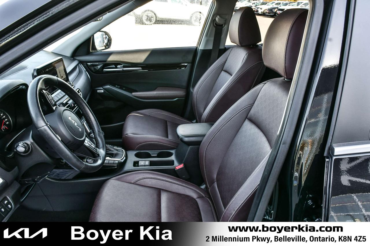2023 Kia Seltos SX Turbo AWD w/Burgundy Interior Photo