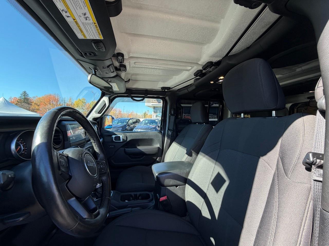 2019 Jeep WRANGLER UNLIMITED Sport 4x4 Photo