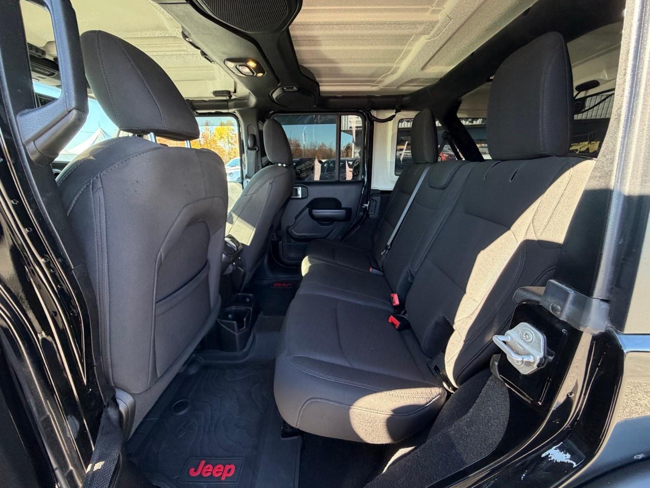2019 Jeep WRANGLER UNLIMITED Sport 4x4 Photo