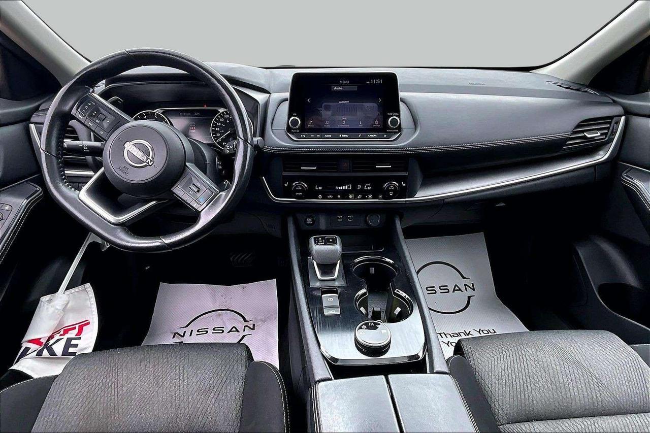 2024 Nissan Rogue SV   Heated Seats   CarPlay   AWD Photo