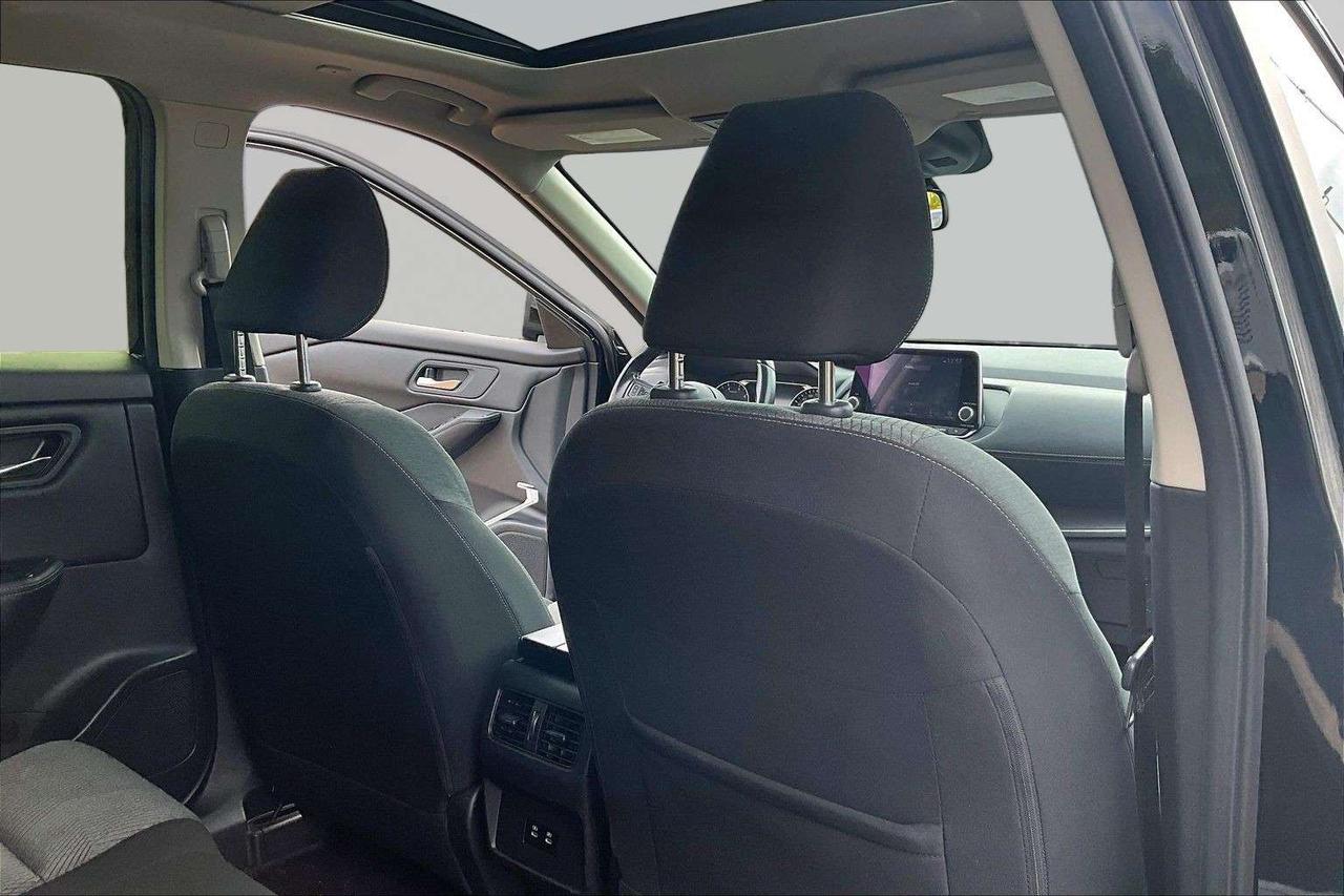 2024 Nissan Rogue SV   Heated Seats   CarPlay   AWD Photo