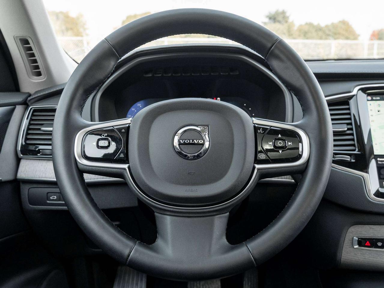 2025 Volvo XC90 ULTRA^Plug-In Hybrid^Low km^CPO Rate fr 2.99%* Photo