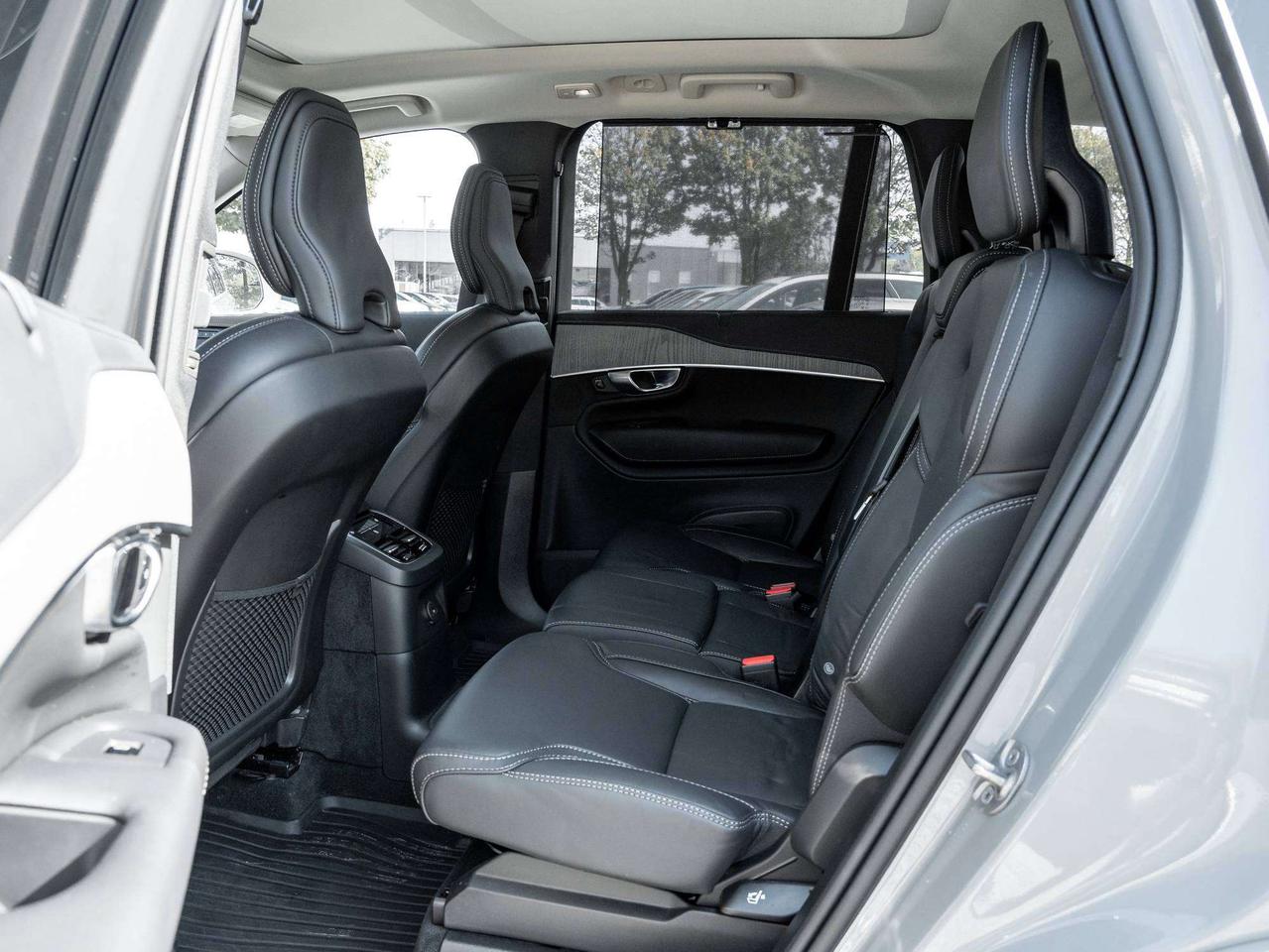 2025 Volvo XC90 ULTRA^Plug-In Hybrid^Low km^CPO Rate fr 2.99%* Photo