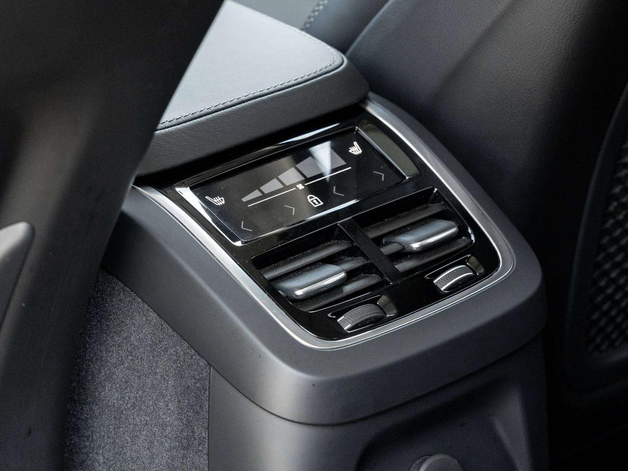 2025 Volvo XC90 ULTRA^Plug-In Hybrid^Low km^CPO Rate fr 2.99%* Photo