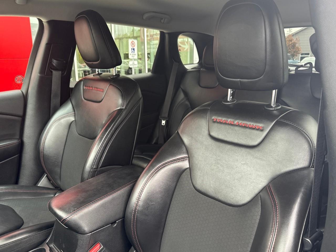 2019 Jeep Cherokee Trailhawk 4dr 4x4 Photo