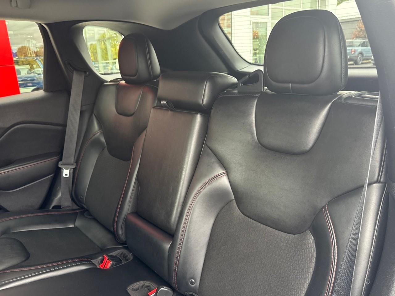 2019 Jeep Cherokee Trailhawk 4dr 4x4 Photo