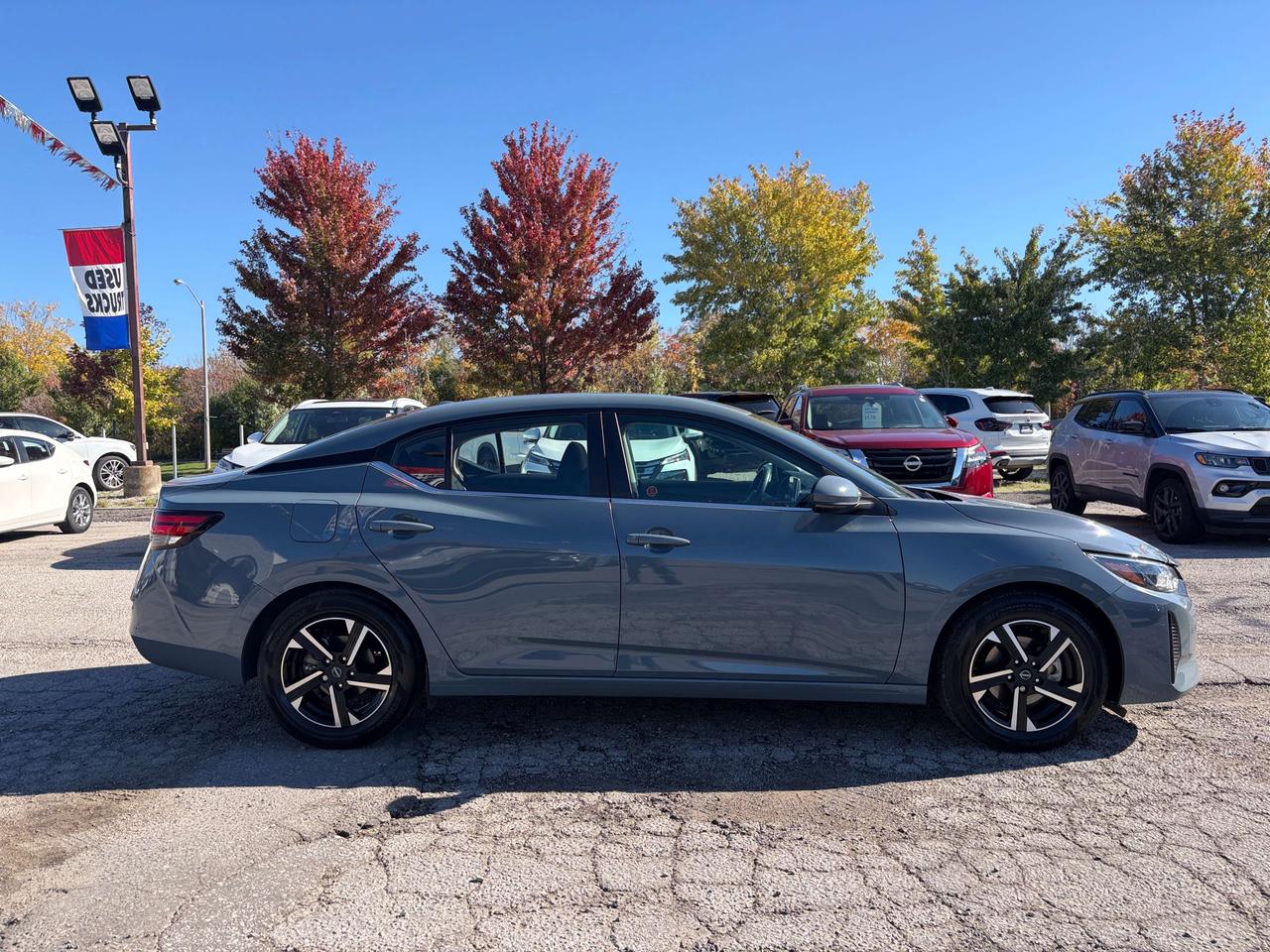 2024 Nissan Sentra SV Moonroof w/Remote Start, Intelligent Cruise Photo