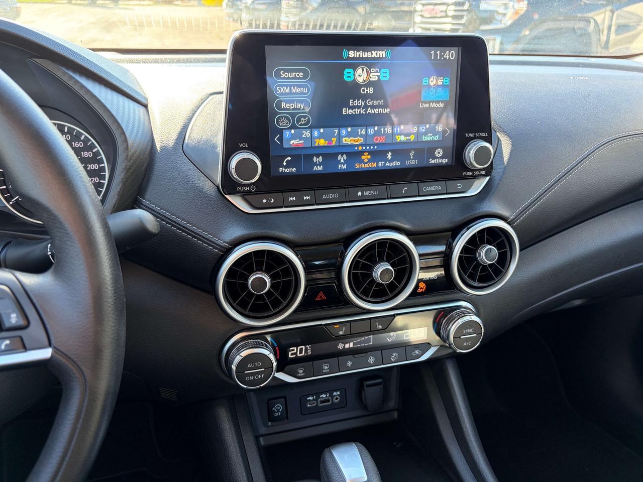 2024 Nissan Sentra SV Moonroof w/Remote Start, Intelligent Cruise Photo