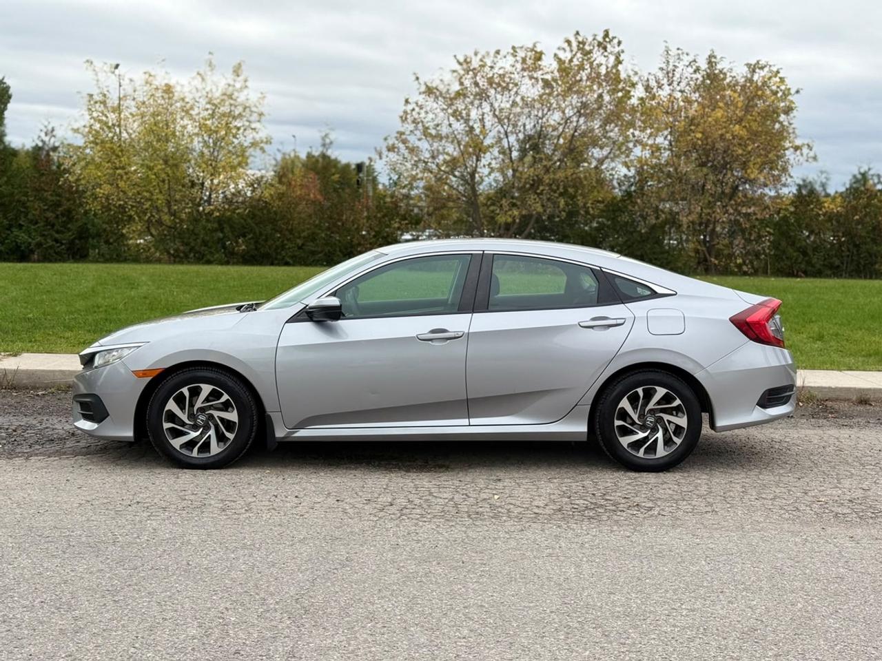 2018 Honda Civic LX Photo