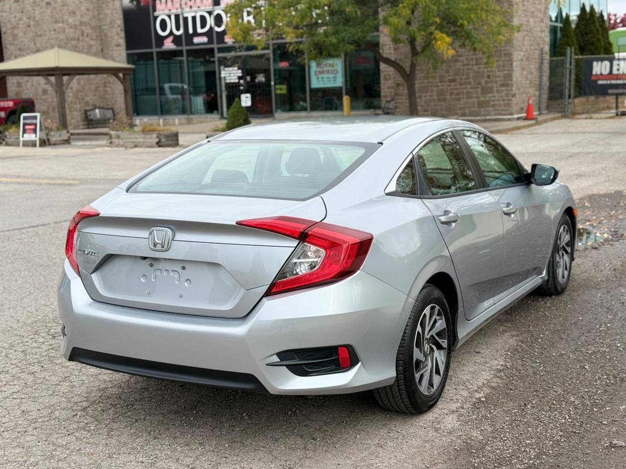 2018 Honda Civic LX Photo