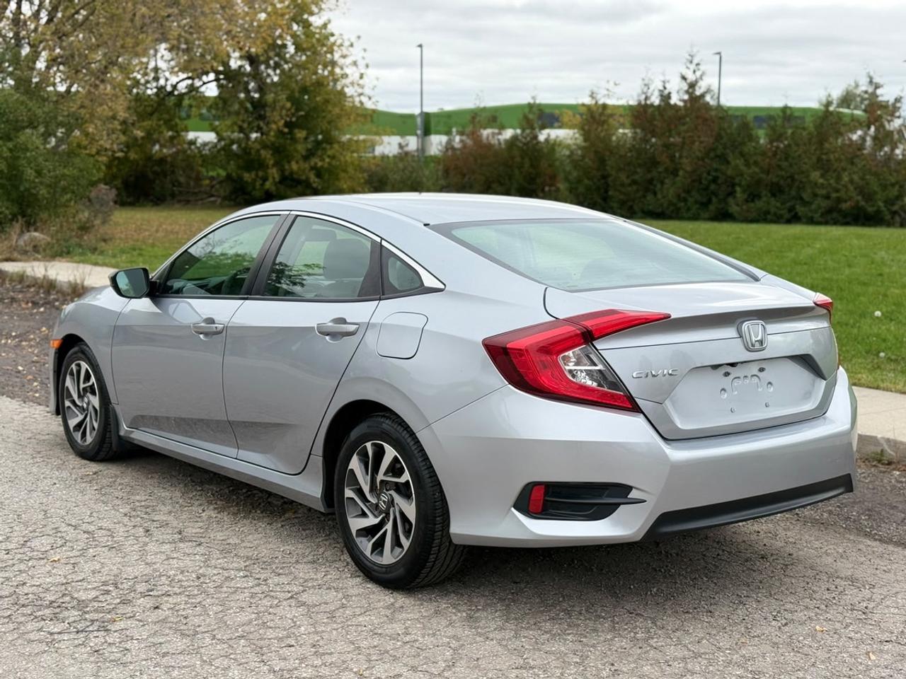 2018 Honda Civic LX Photo