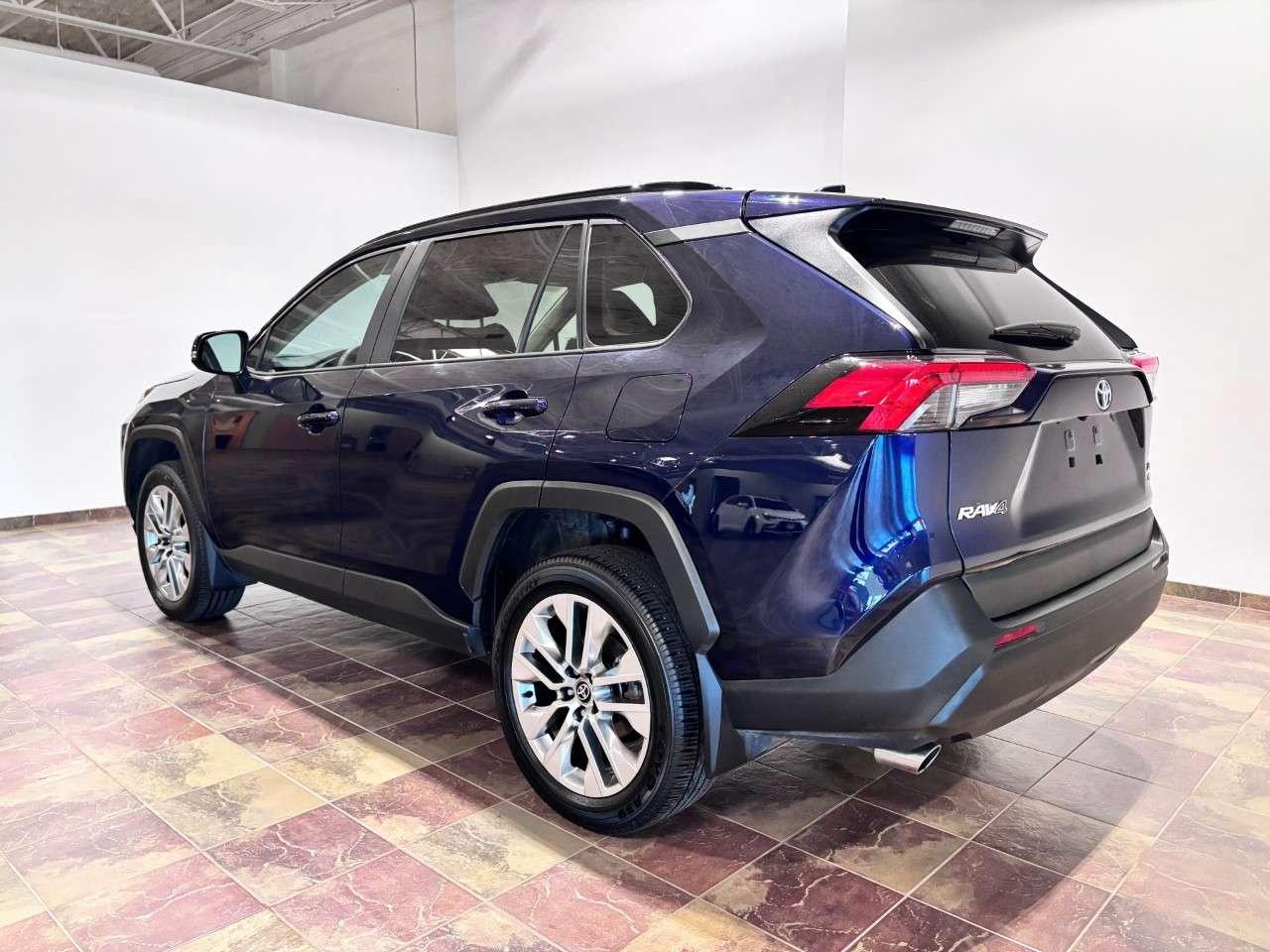 2025 Toyota RAV4 XLE AWD Photo
