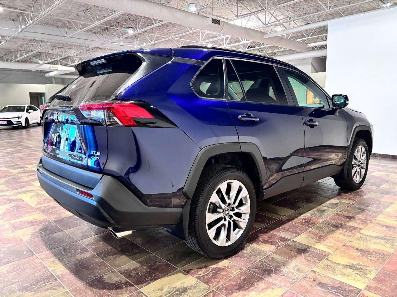 2025 Toyota RAV4 XLE AWD Photo