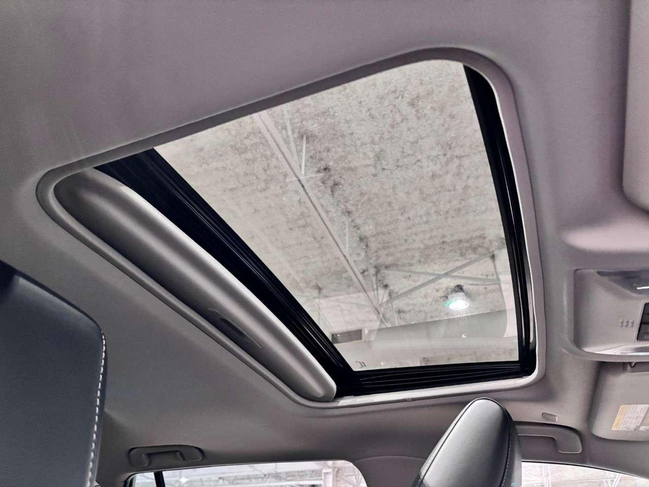 2025 Toyota RAV4 XLE AWD Photo