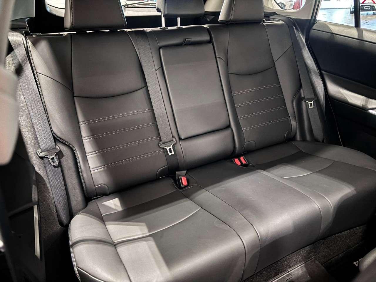 2025 Toyota RAV4 XLE AWD Photo
