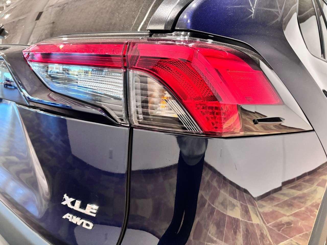 2025 Toyota RAV4 XLE AWD Photo