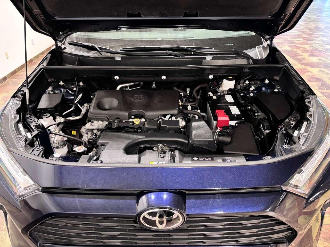 2025 Toyota RAV4 XLE AWD Photo