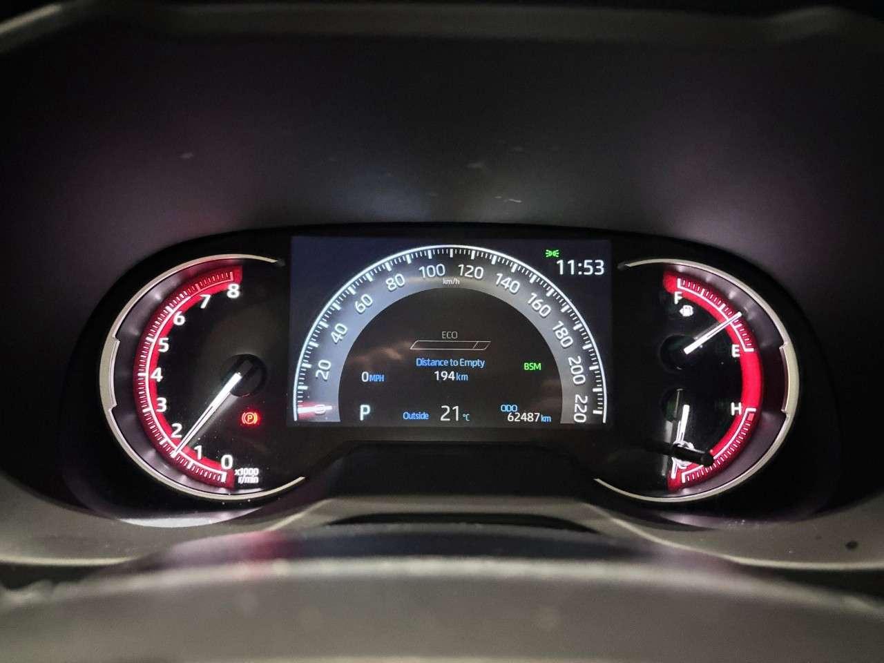 2025 Toyota RAV4 XLE AWD Photo