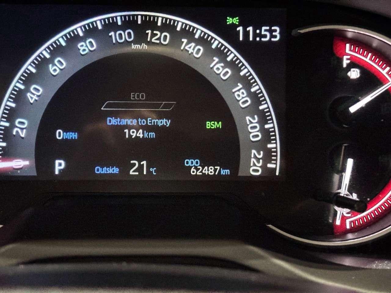 2025 Toyota RAV4 XLE AWD Photo