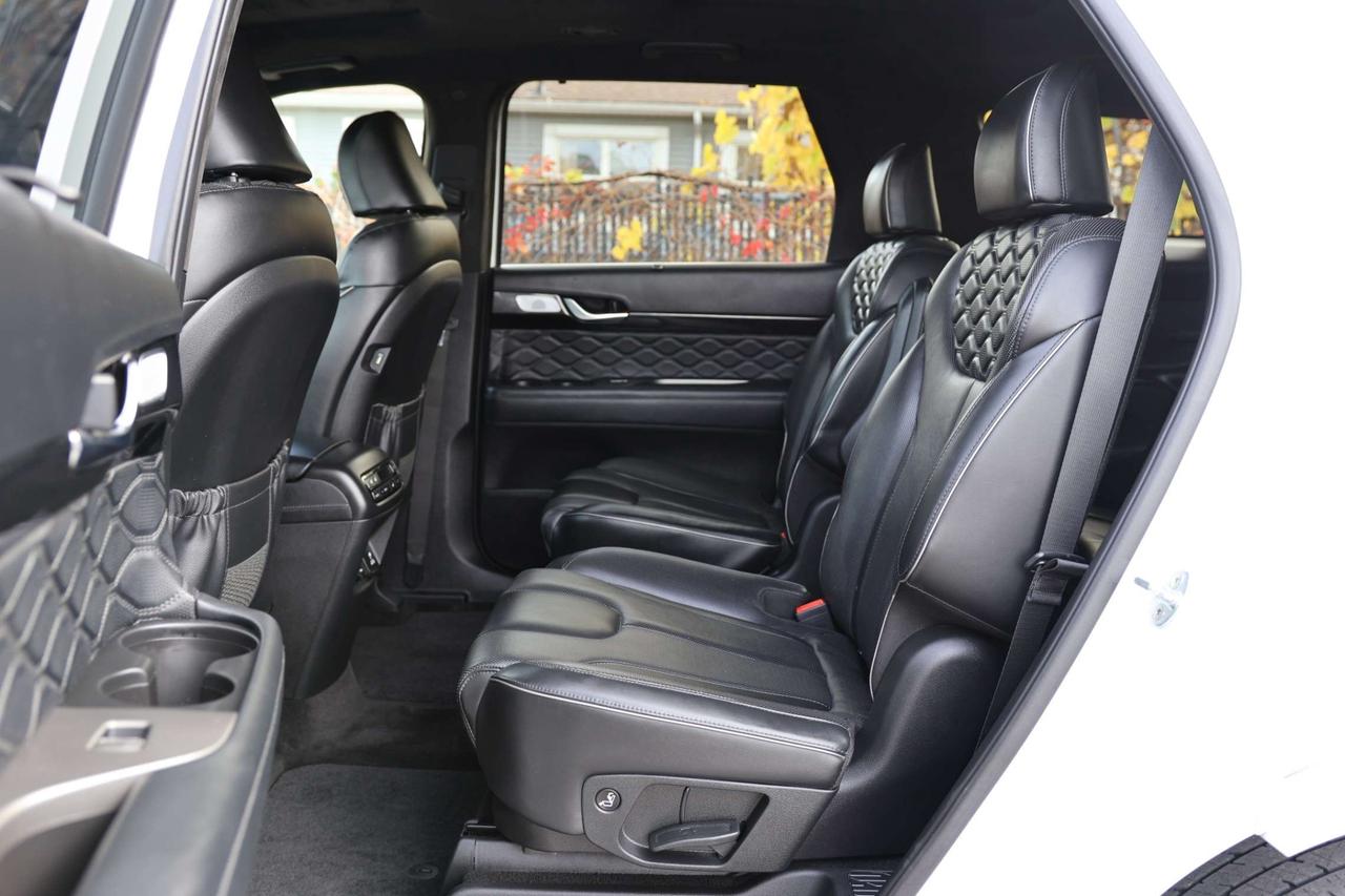 2021 Hyundai PALISADE ULTIMATE-CALLIGRAPHY-7PASS-AWD-R START/NAV/360 CAM/ADAPT CRUISE/BLIS/FCW/LKA/HUD/H&C SEATS/KEYLESS/CARPLAY/SUN&MOONROOF/W Photo