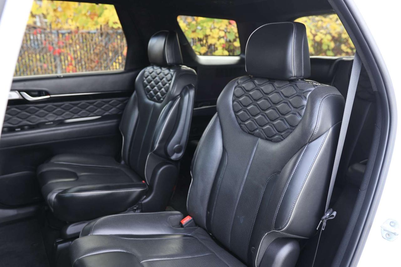 2021 Hyundai PALISADE ULTIMATE-CALLIGRAPHY-7PASS-AWD-R START/NAV/360 CAM/ADAPT CRUISE/BLIS/FCW/LKA/HUD/H&C SEATS/KEYLESS/CARPLAY/SUN&MOONROOF/W Photo
