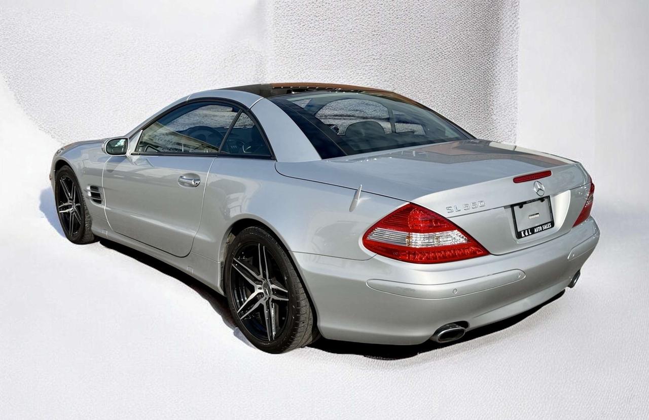2007 Mercedes-Benz SL SL 550 ~ GLASS ROOF ~ NO ACCIDENTS ~ CERTIFIED Photo