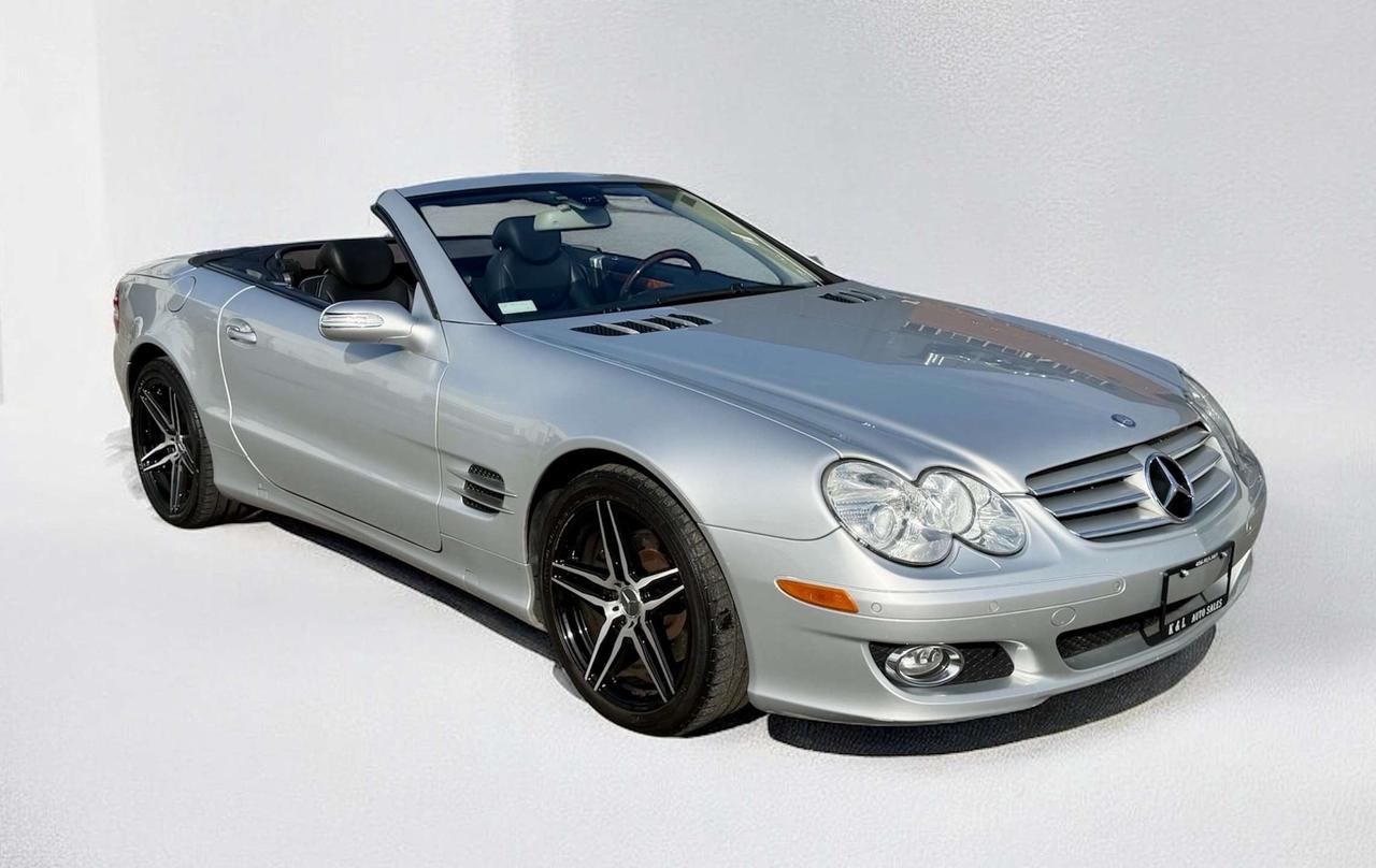 2007 Mercedes-Benz SL SL 550 ~ GLASS ROOF ~ NO ACCIDENTS ~ CERTIFIED Photo