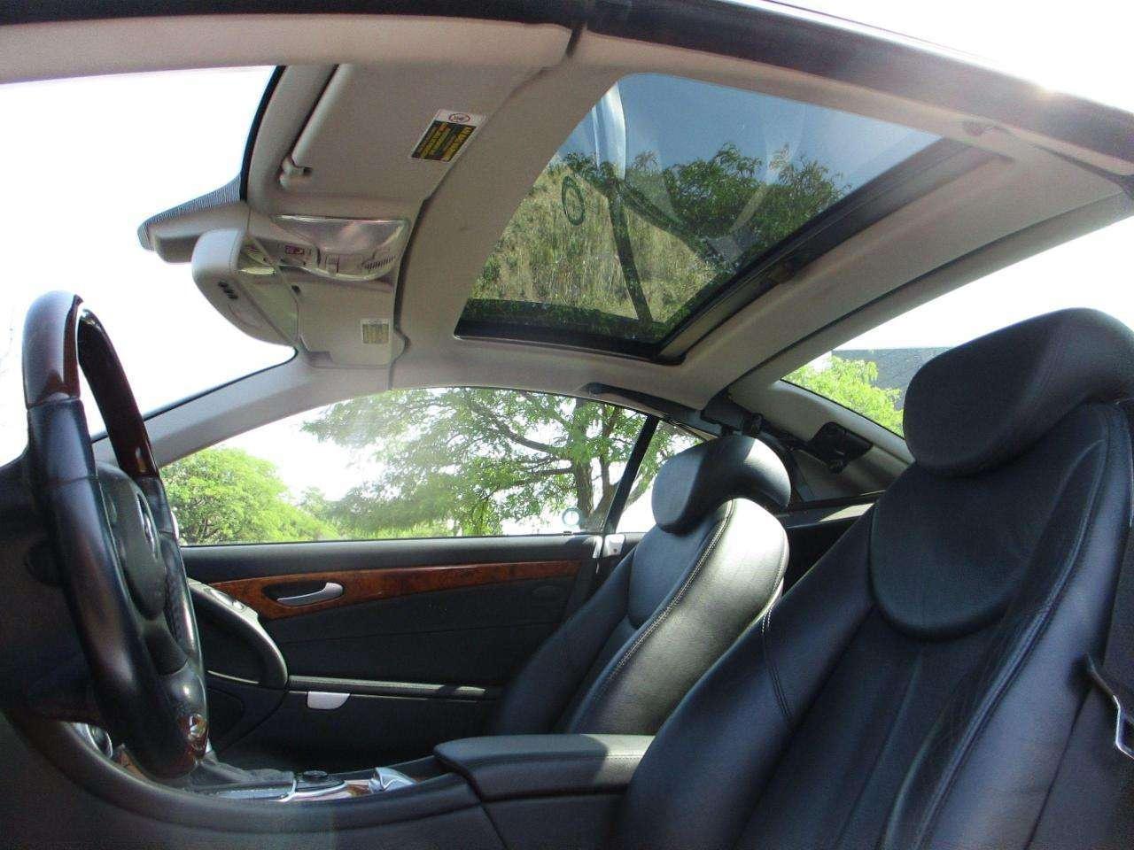 2007 Mercedes-Benz SL SL 550 ~ GLASS ROOF ~ NO ACCIDENTS ~ CERTIFIED Photo