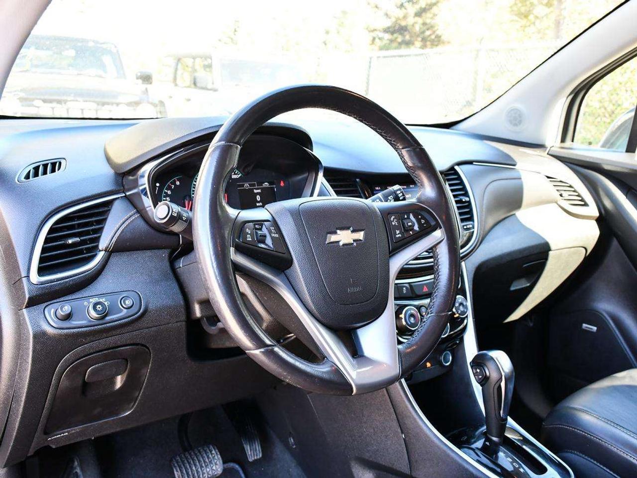 2020 Chevrolet Trax Premier AWD   Clean Carfax   Manager Special Photo