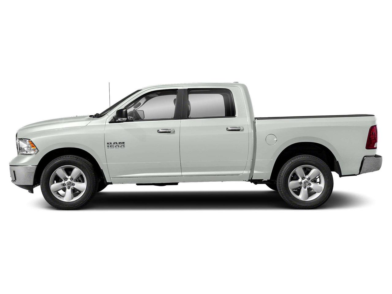 2021 RAM 1500 CREW CAB APPLE CARPLAY 8.4 SCREEN ONE OWNER NEW BRAKE PADS ONCE SOLD SLT Photo