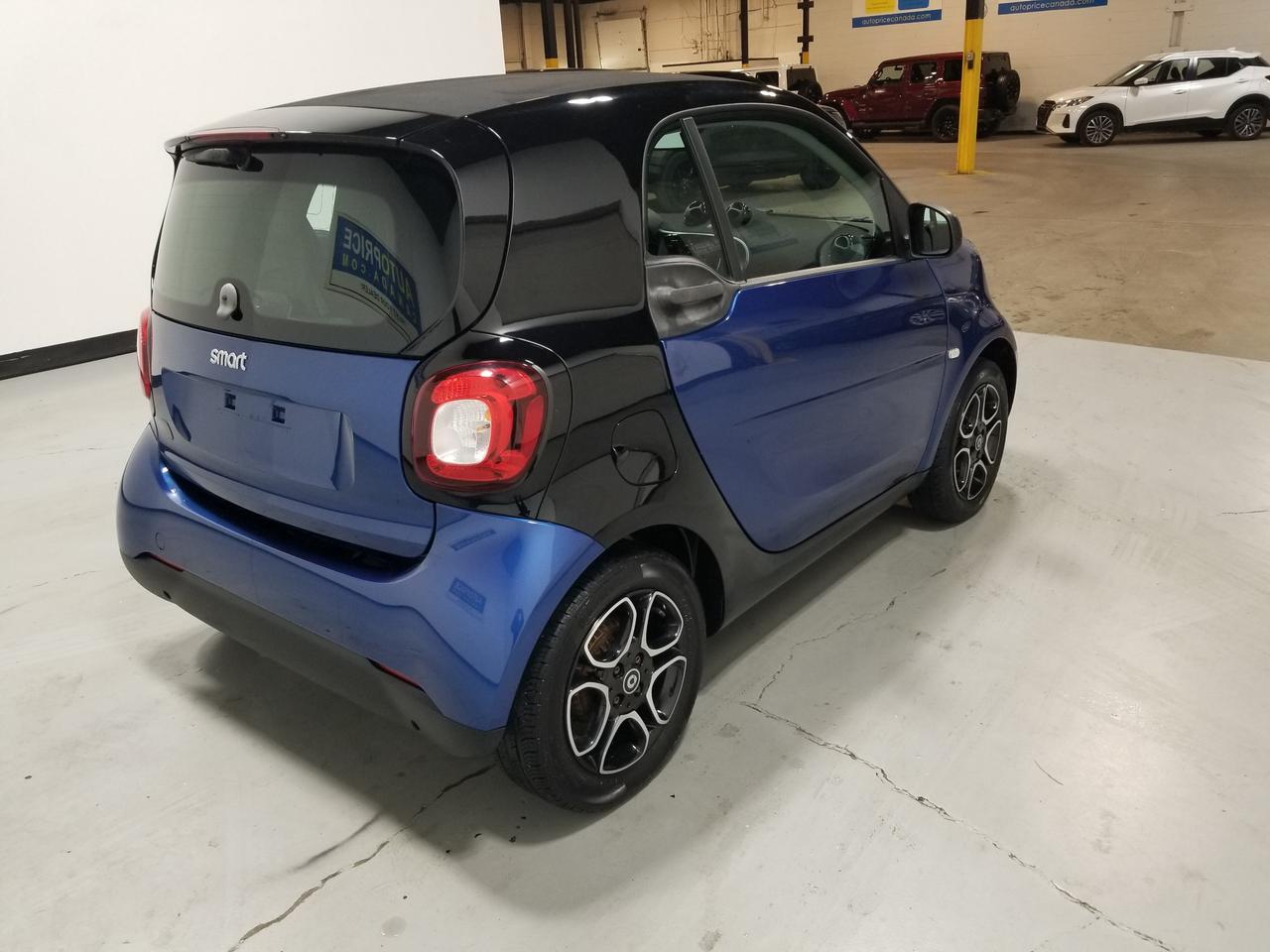 2018 Smart fortwo electric drive passion 2dr Coupe Photo