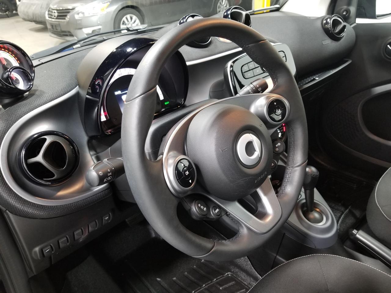 2018 Smart fortwo electric drive passion 2dr Coupe Photo