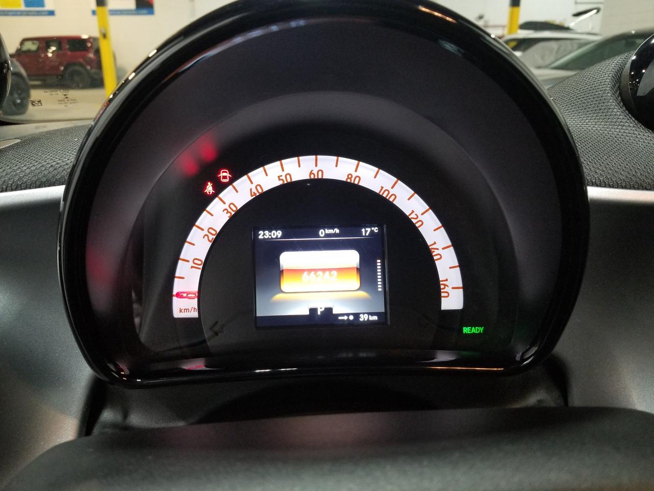 2018 Smart fortwo electric drive passion 2dr Coupe Photo