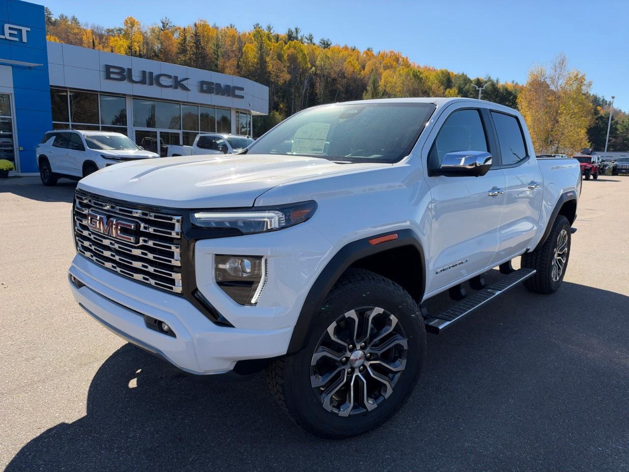 2026 GMC Canyon Crew Cab Short Box 4-Wheel Drive Denali Photo
