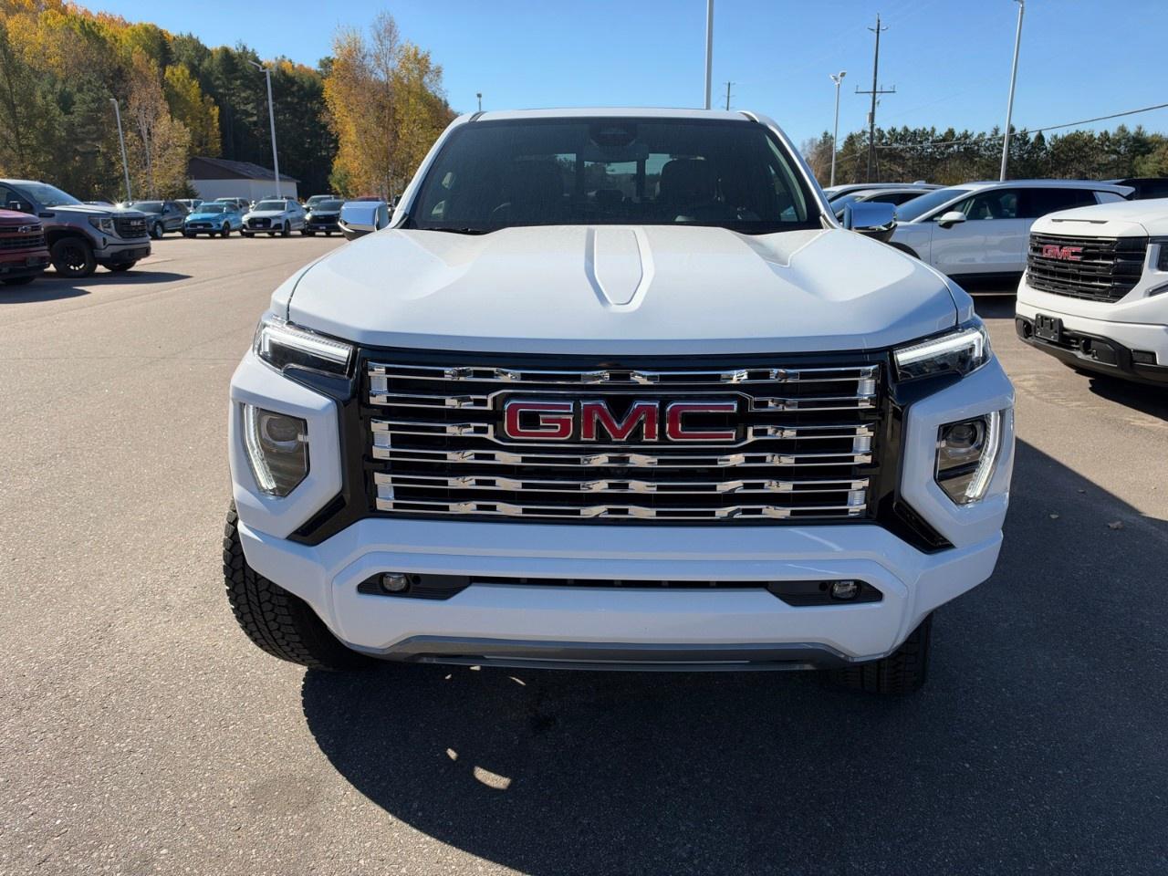 2026 GMC Canyon Crew Cab Short Box 4-Wheel Drive Denali Photo