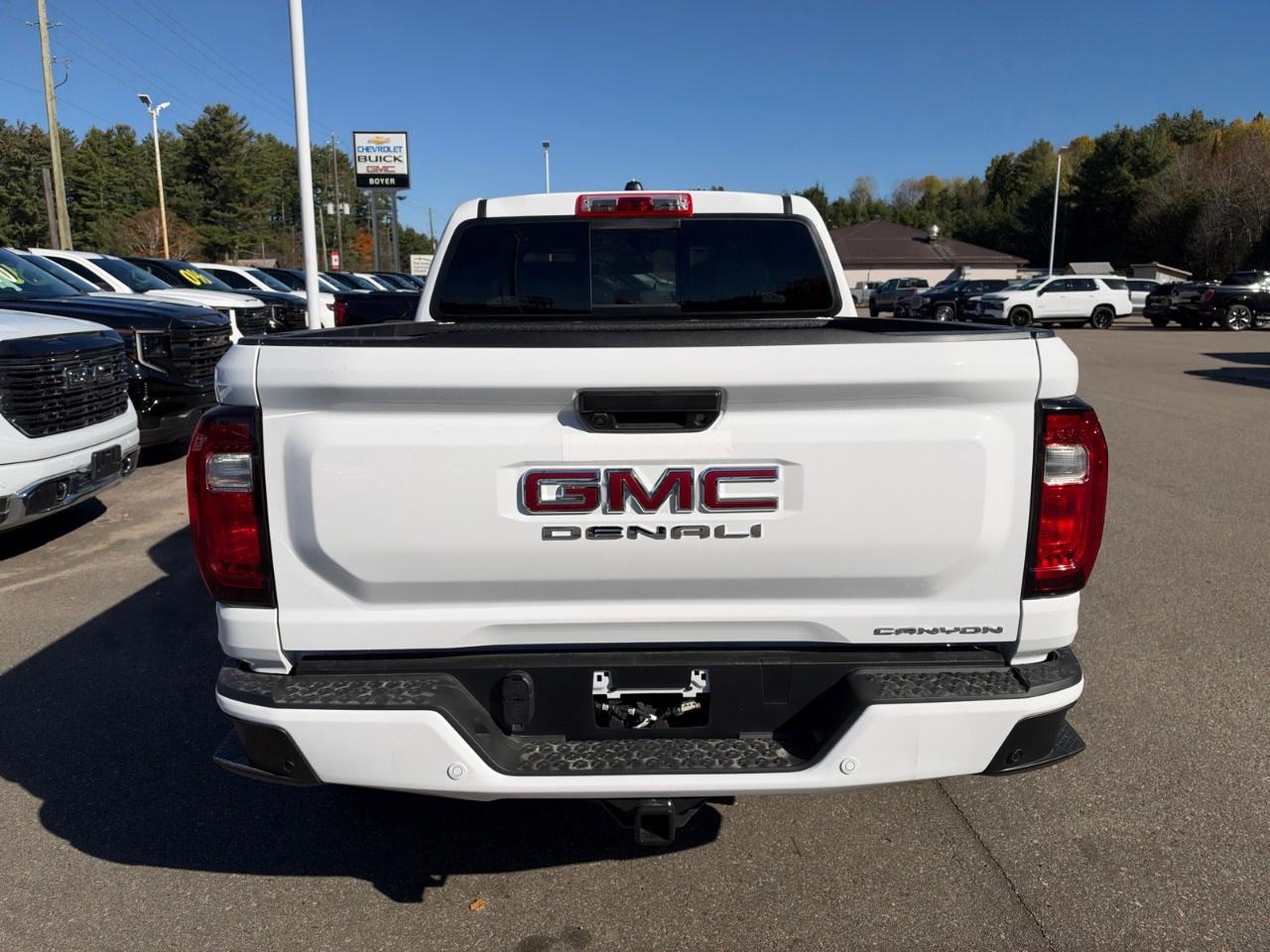 2026 GMC Canyon Crew Cab Short Box 4-Wheel Drive Denali Photo