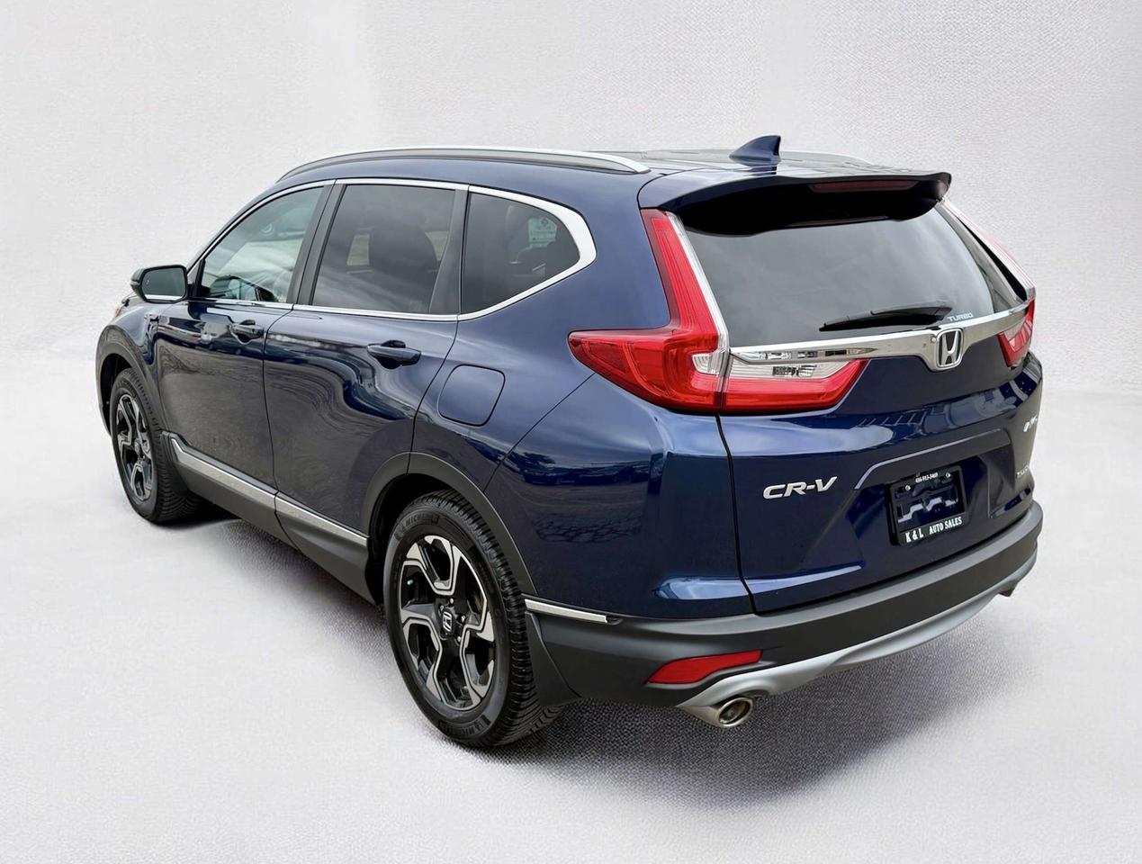2019 Honda CR-V Touring ~ PANO ROOF ~ LEATHER ~ NO ACCIDENTS Photo