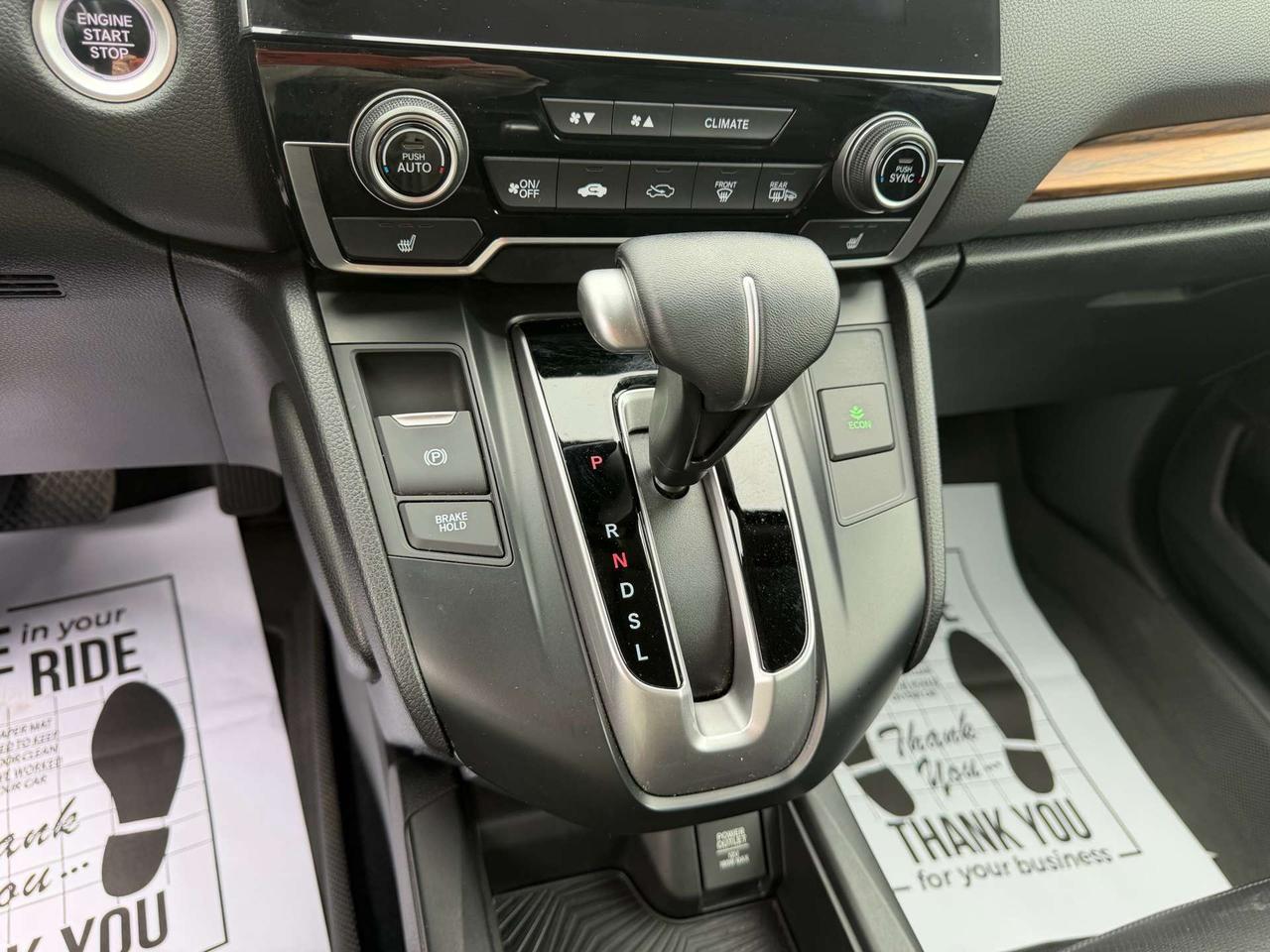 2019 Honda CR-V Touring ~ PANO ROOF ~ LEATHER ~ NO ACCIDENTS Photo