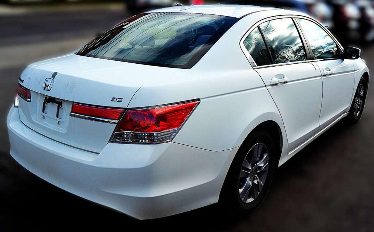 2011 Honda Accord 2.4 SE 4dr Sedan Automatic Photo