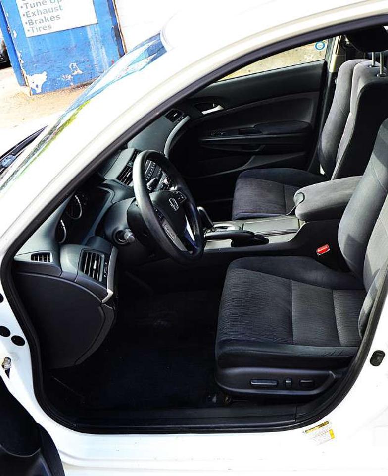 2011 Honda Accord 2.4 SE 4dr Sedan Automatic Photo