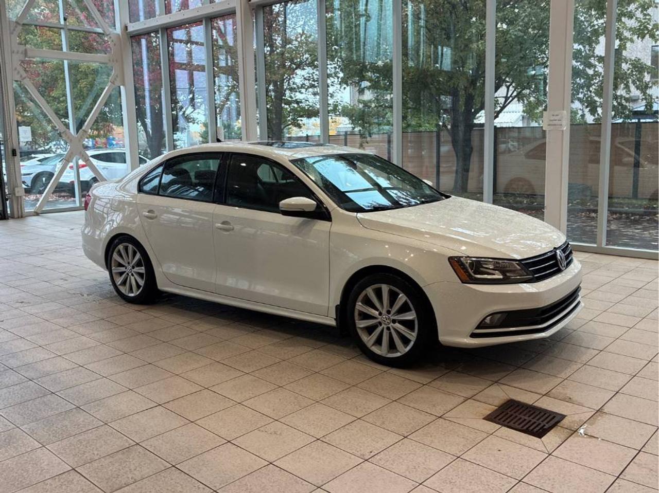 2016 Volkswagen Jetta Sport | 1 owner | Accident Free | Certified Photo