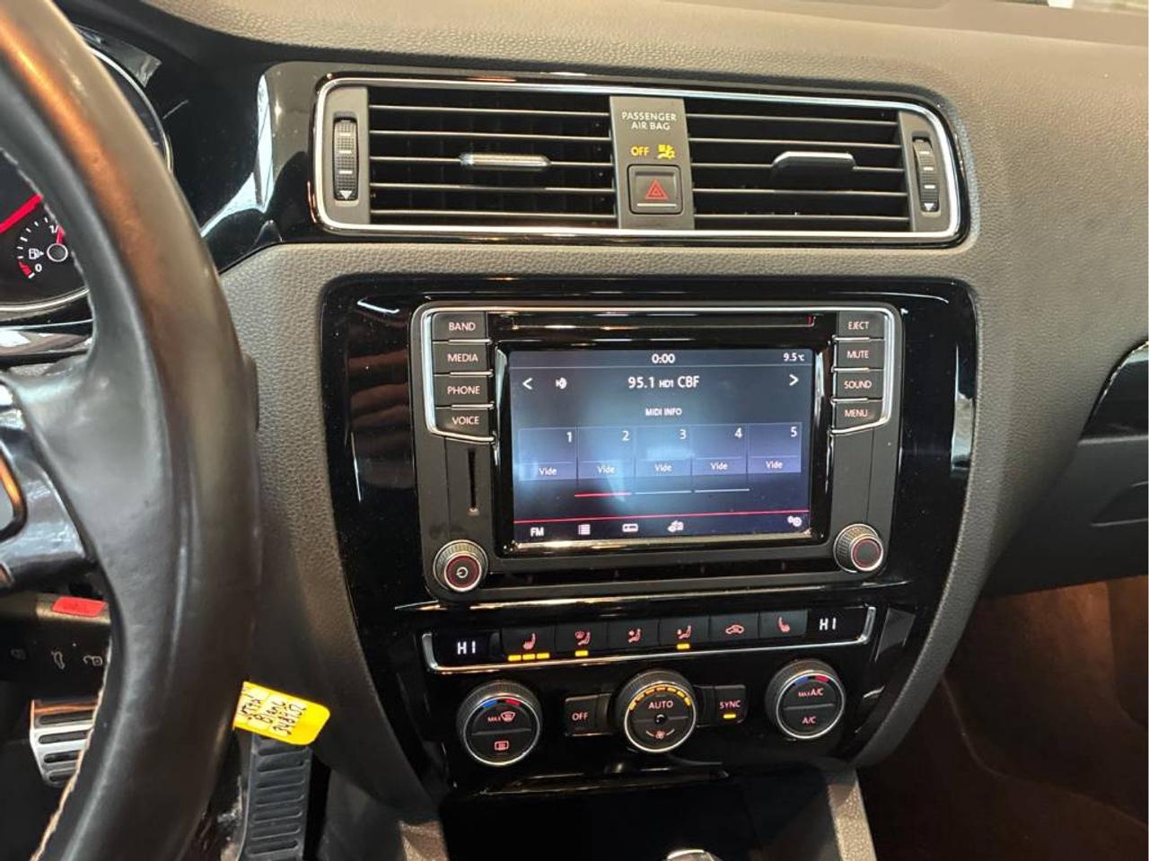 2016 Volkswagen Jetta Sport | 1 owner | Accident Free | Certified Photo